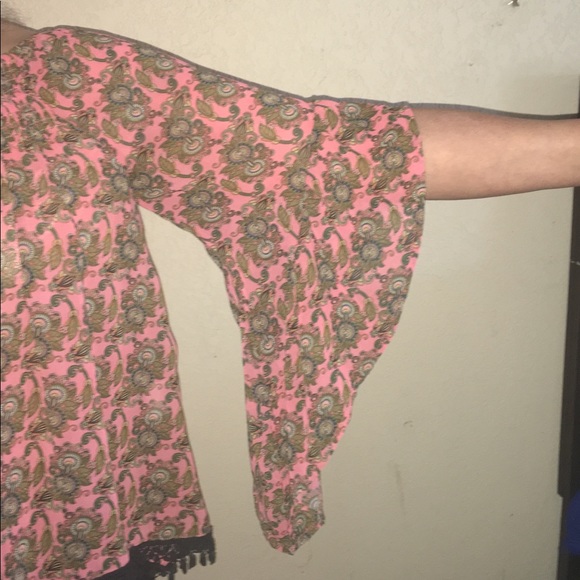 Off the shoulder sheer LF top - Picture 4 of 5